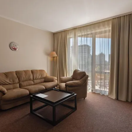 Royal Beach Barcelo, 2-bed Private A Block, 3rd Floor شقة فندقية *